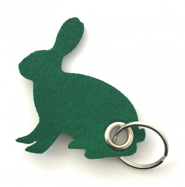 Hase / sitzend / Ostern - Filz-Schlüsselanhänger - Farbe: waldgrün - optional mit Gravur / Aufdruck