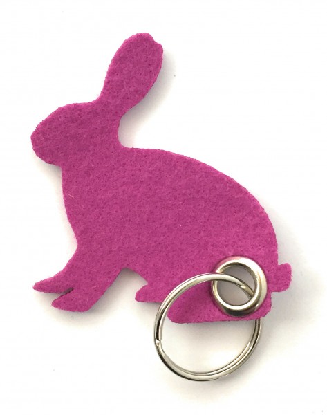 Hase / sitzend / Ostern - Filz-Schlüsselanhänger - Farbe: magenta - optional mit Gravur / Aufdruck